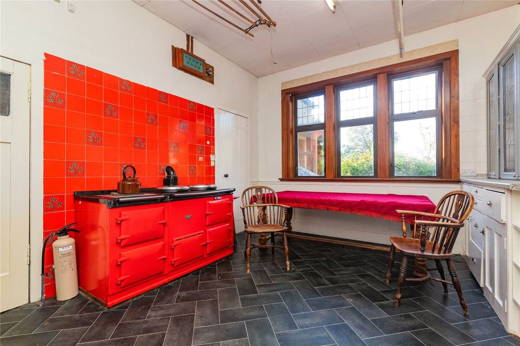 Additional image 14 of 6 bed detached house for saleHaus Saron, 106 Greenock Road, Largs, North Ayrshire KA30