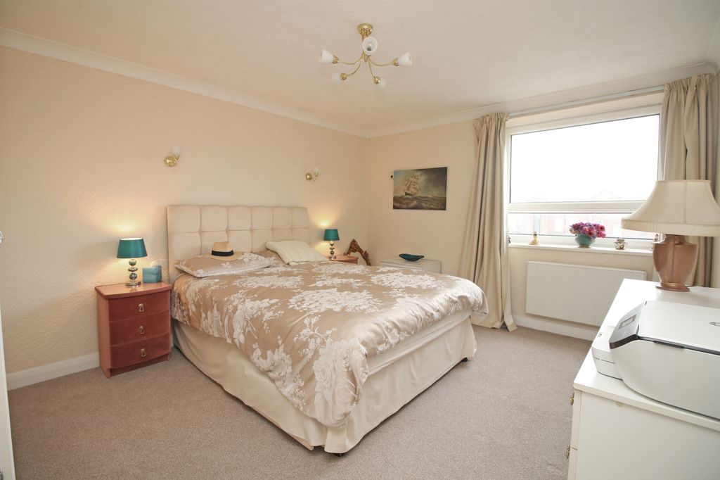 Additional image 14 of 2 bed flat for saleSandhurst Court, 3-5 South Promenade, Lytham St. Annes FY8
