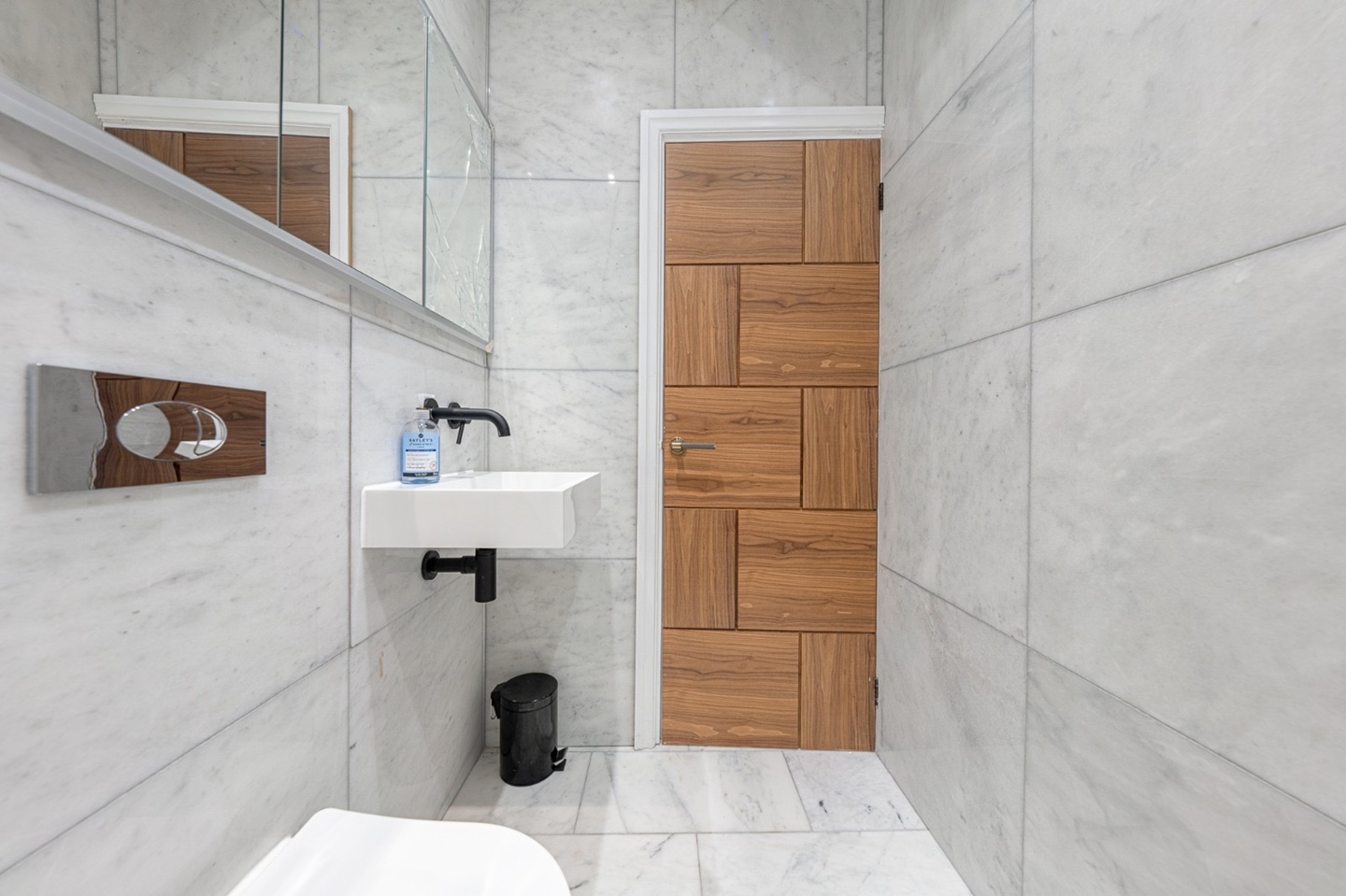 Additional image 2 of 1 Bed Flat, Great Titchfield St, W1W, N1 7GU