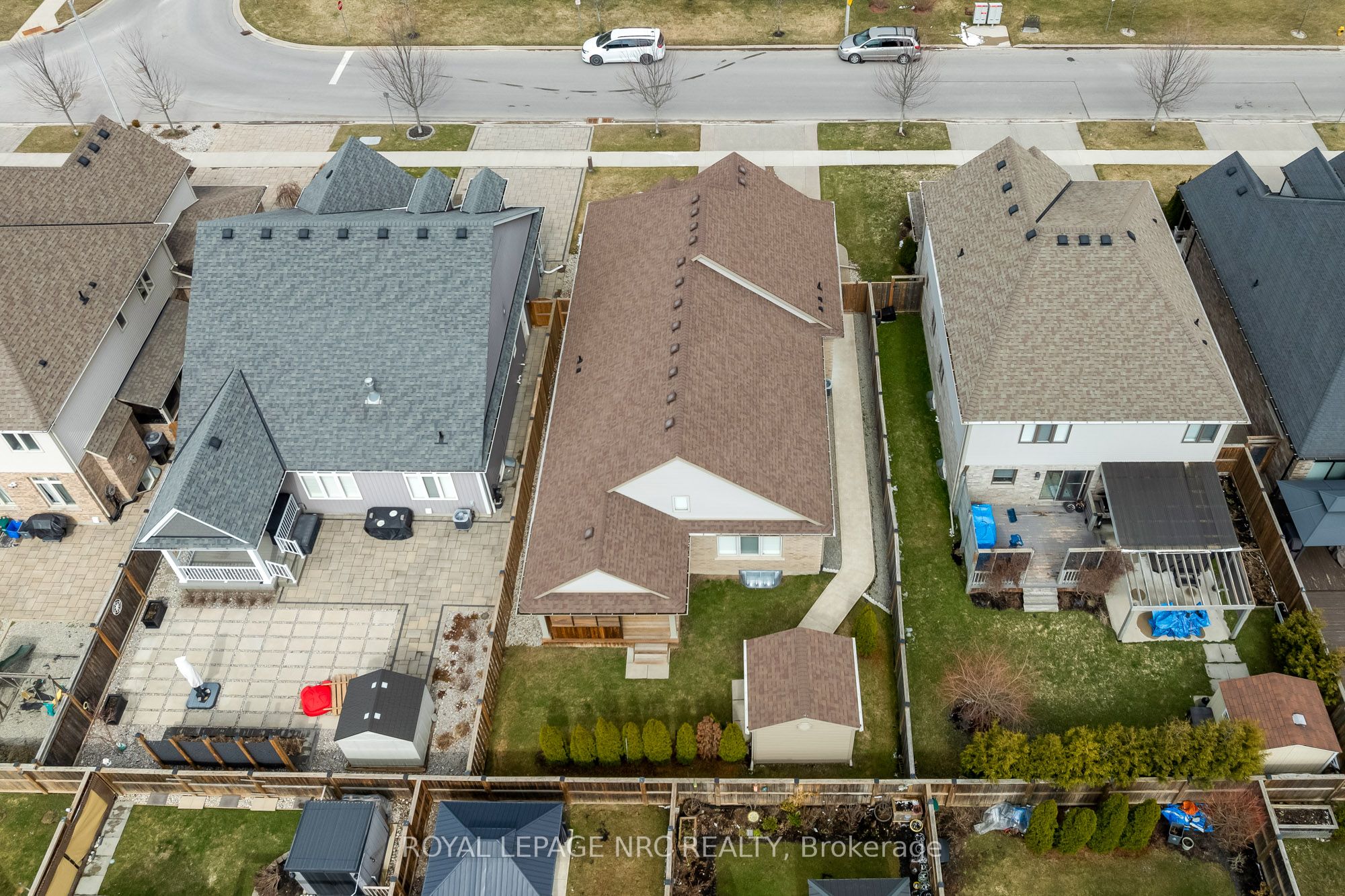 Additional image 2 of 25 Mcfarland Street, Thorold, ON, L2V 0E2