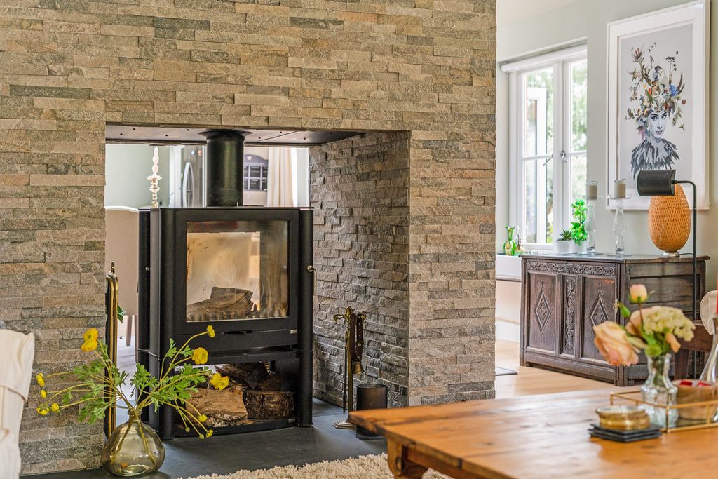 Additional image 9 of 5 bed detached house for saleRemenham Hill Henley-On-Thames, Oxfordshire RG9