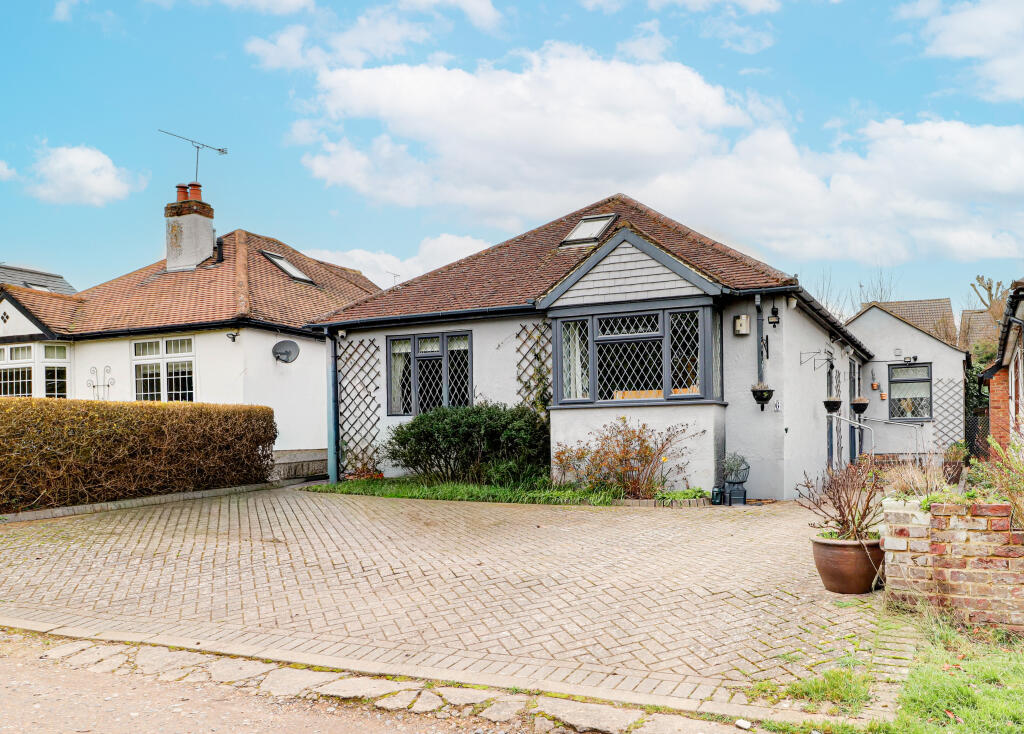 Linden Road, Redbourn, AL3