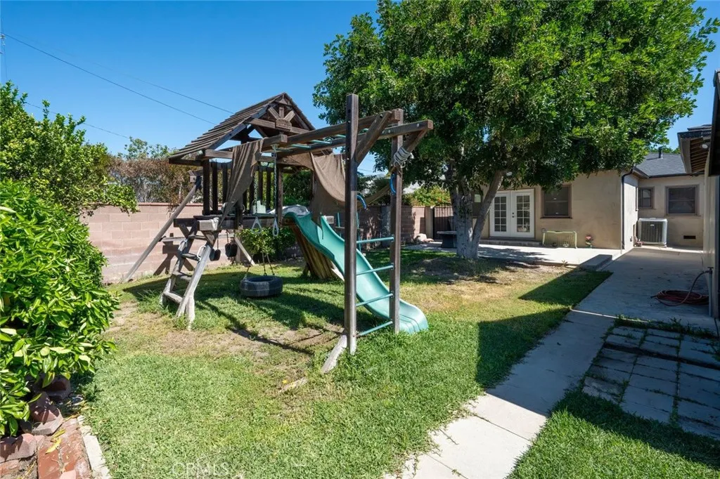 Additional image 56 of 1641 N Catalina St, Burbank, CA 91505