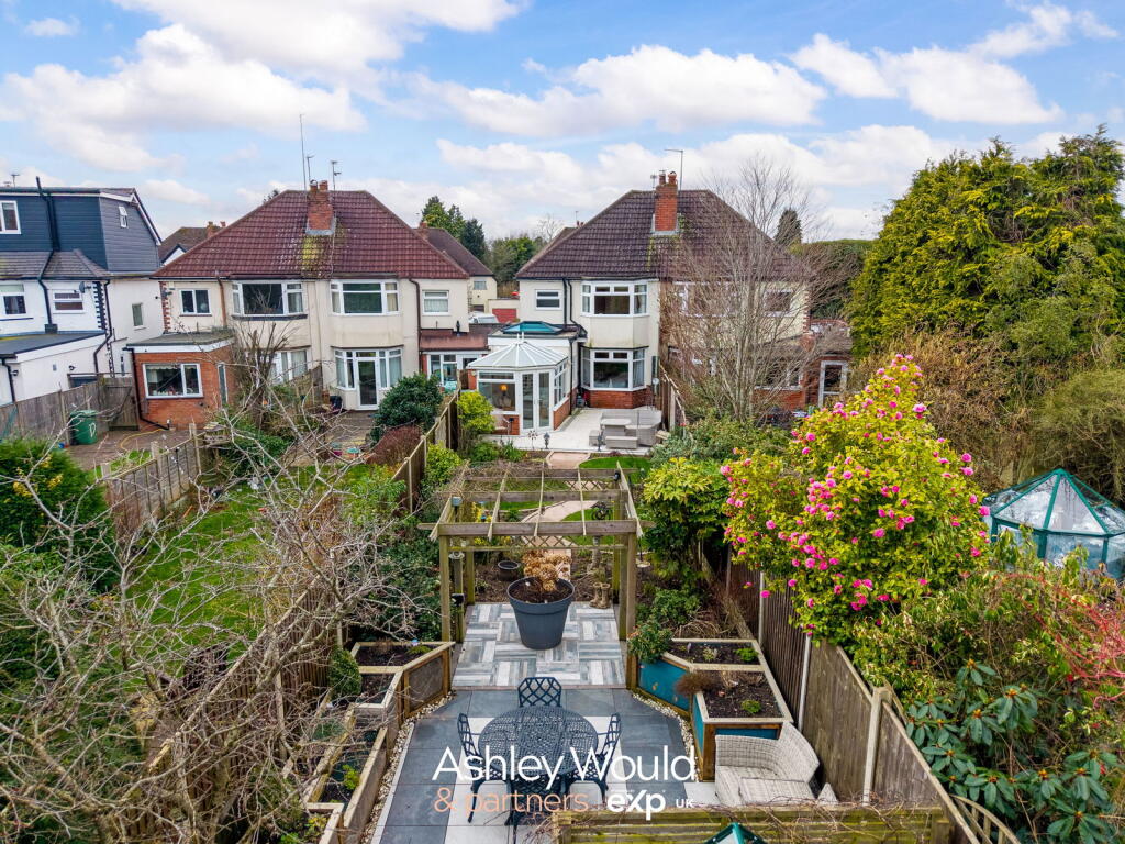 Additional image 11 of Oak Tree Crescent, Halesowen, B62 9DA