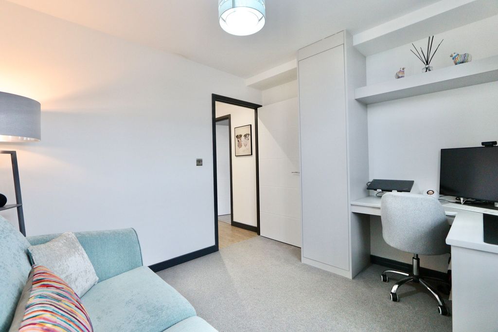 Additional image 15 of 2 bed flat for saleWilliam Street, Gilfach CF81