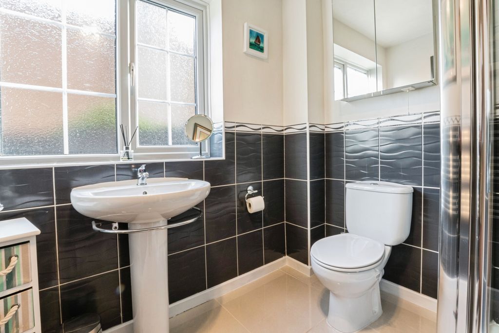 Additional image 10 of 4 bed detached house for saleHill Crescent, Preston PR4