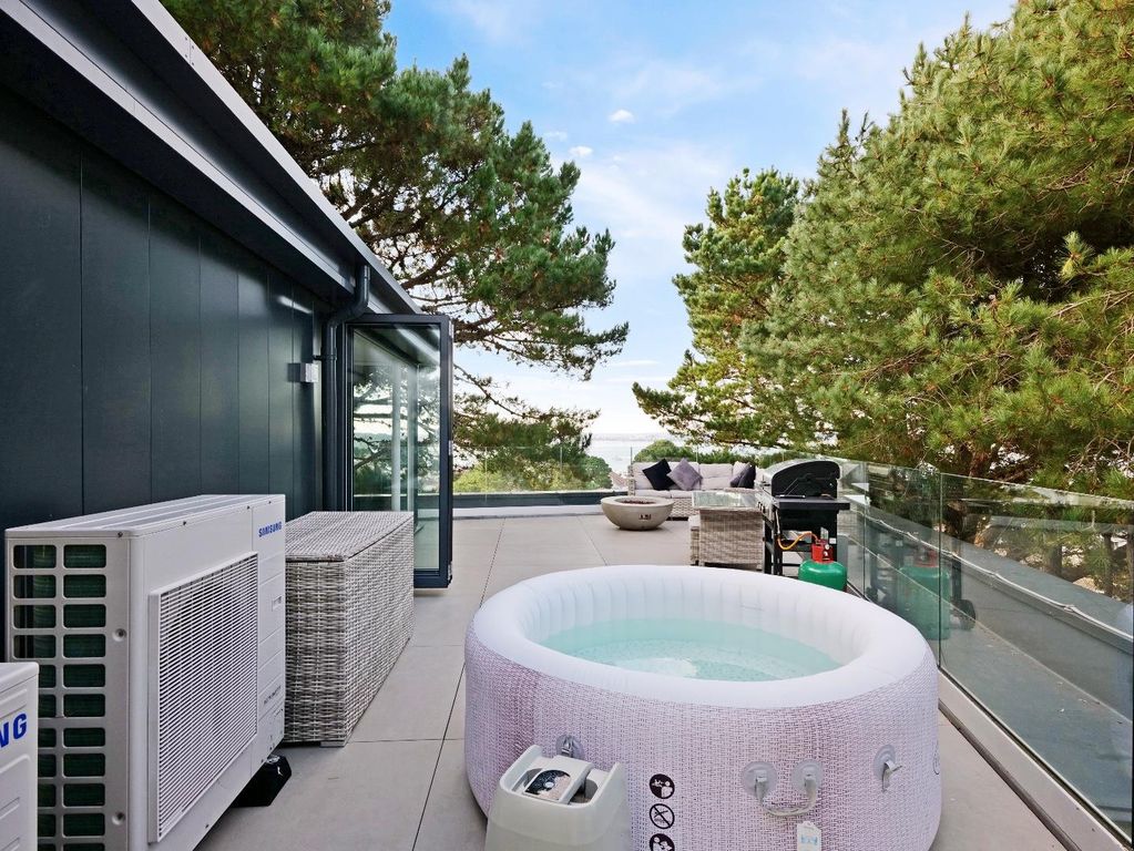 Additional image 14 of 3 bed flat for saleBanks Road, Sandbanks BH13