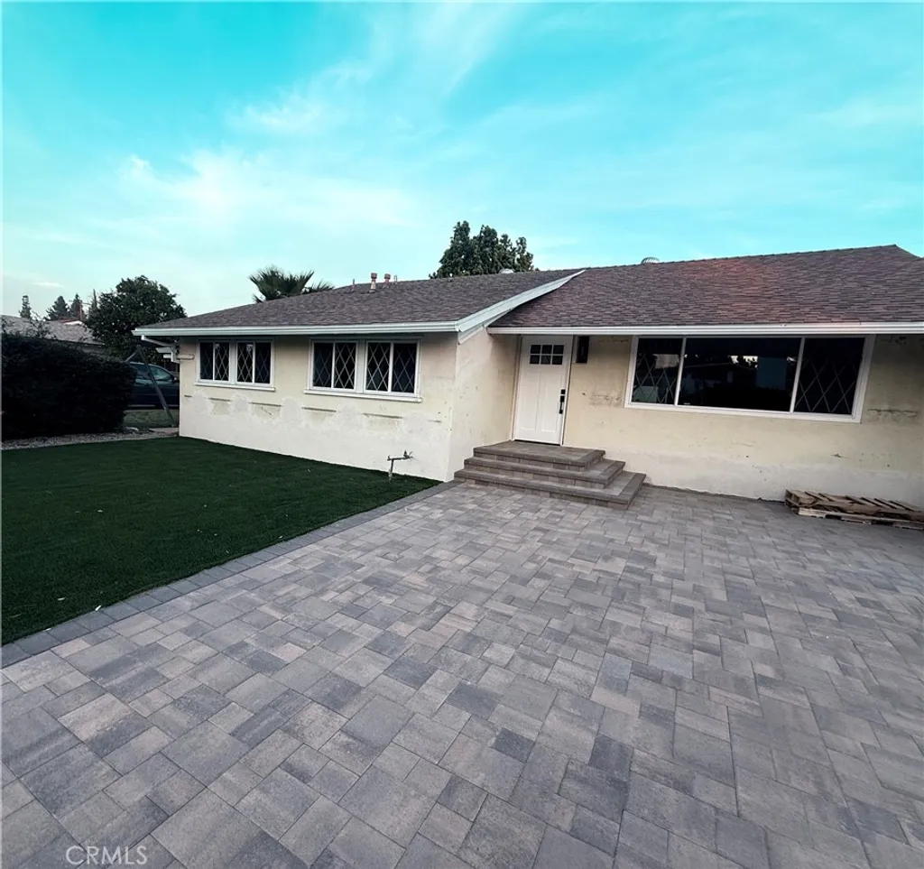 Additional image 2 of 10560 Debra Avenue, Granada Hills, CA 91344