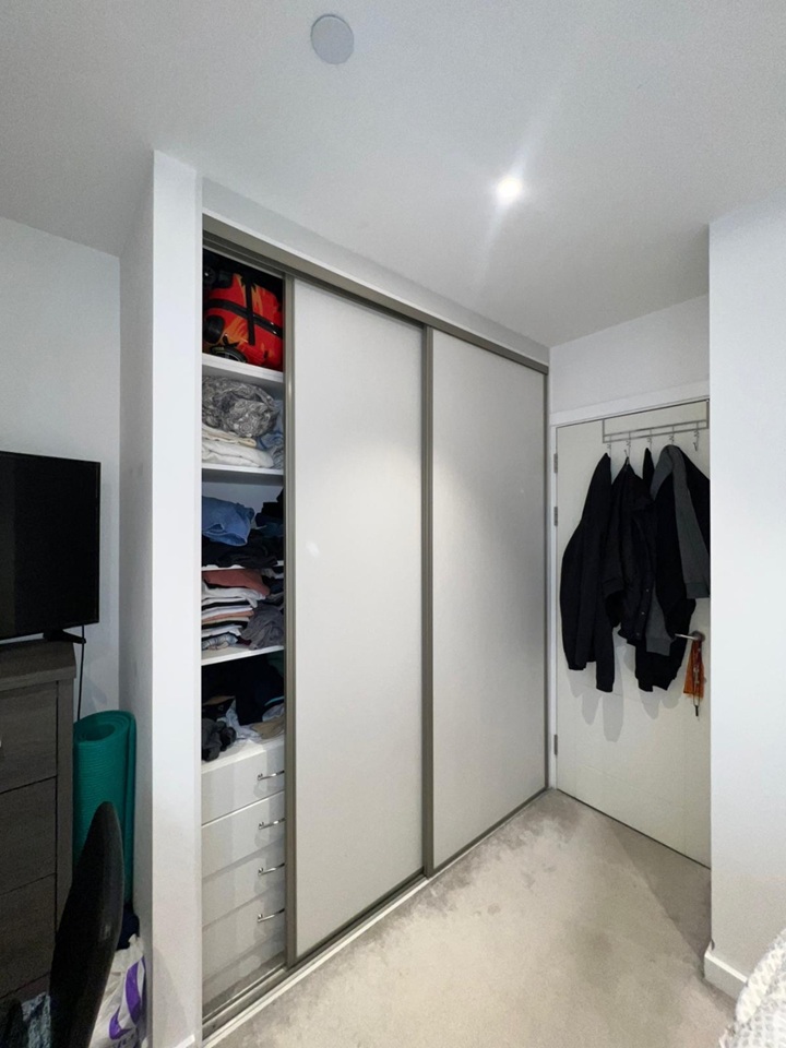 Additional image 8 of 2 Bed Flat, Dock Street, E1, N1 7GU