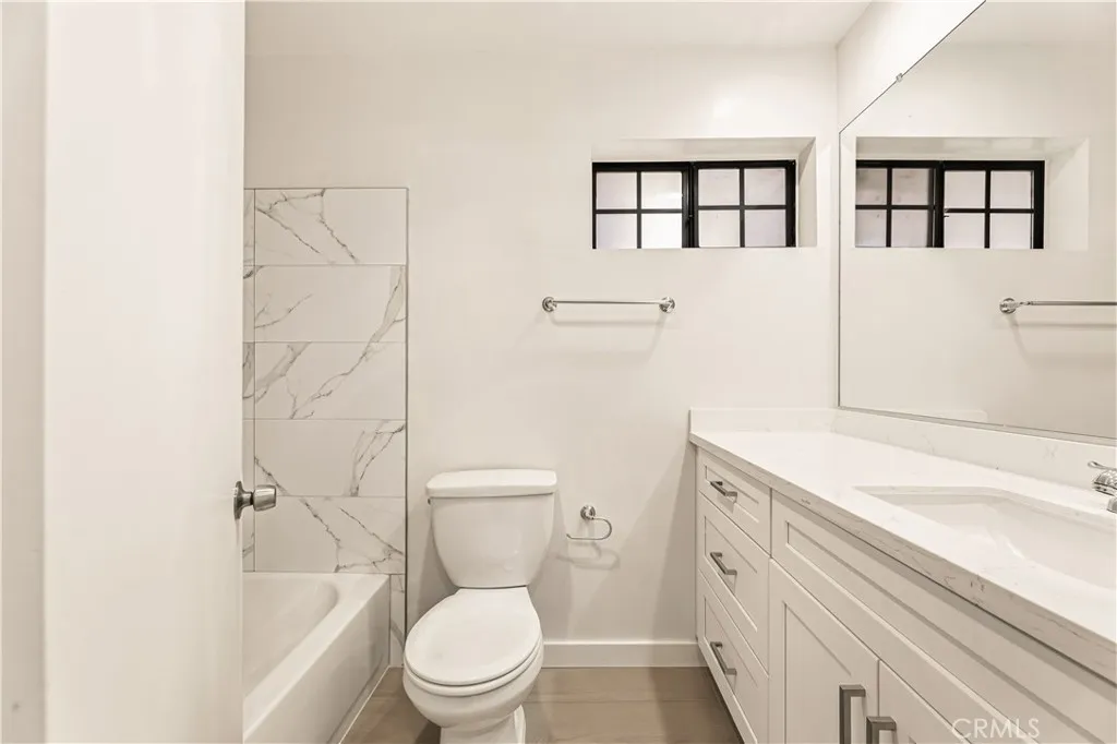 Additional image 43 of 260 S 6th Street Unit G, Burbank, CA 91501