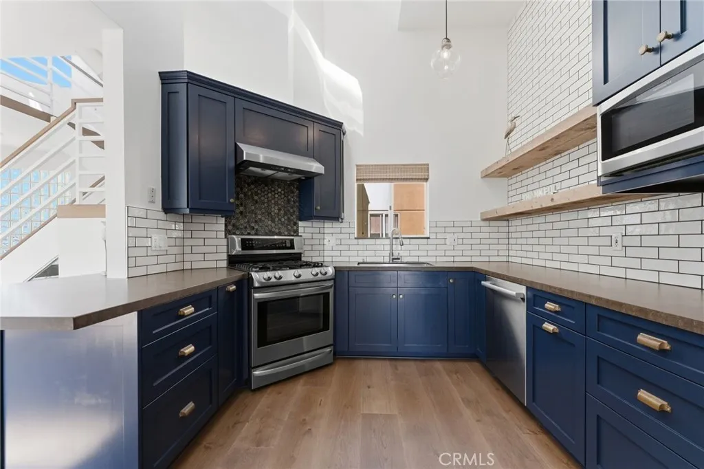 Additional image 5 of 1452 Loma Dr Unit A, Hermosa Beach, CA 90254