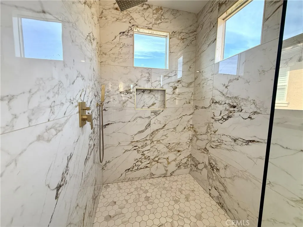 Additional image 23 of 67 Fuchsia, Lake Forest, CA 92630