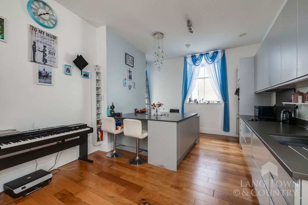 Additional image 5 of 3 bed flat for saleElliot Street, The Hoe, Plymouth PL1