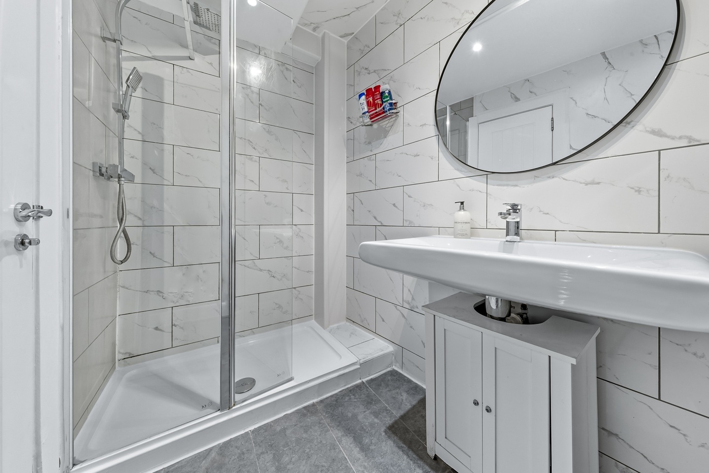 Additional image 21 of 2 Bed Flat, Ovington Mews, SW3, N1 7GU