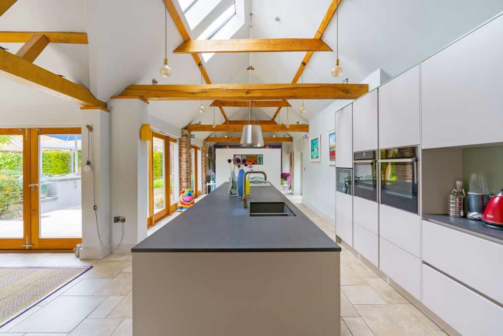 Additional image 4 of 5 bed detached house for saleThorpe Lane, Tealby, Market Rasen LN8