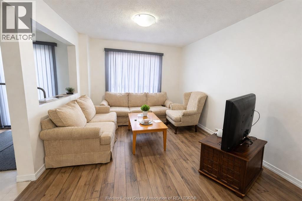 Additional image 2 of 4209 Pioneer Avenue, Windsor, ON, N9G2W7