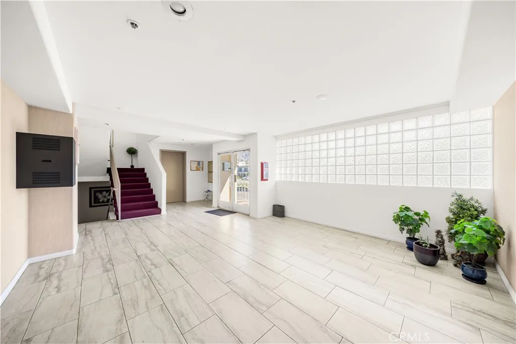 Additional image 24 of 335 S Sierra Madre Blvd, Pasadena, CA 91107