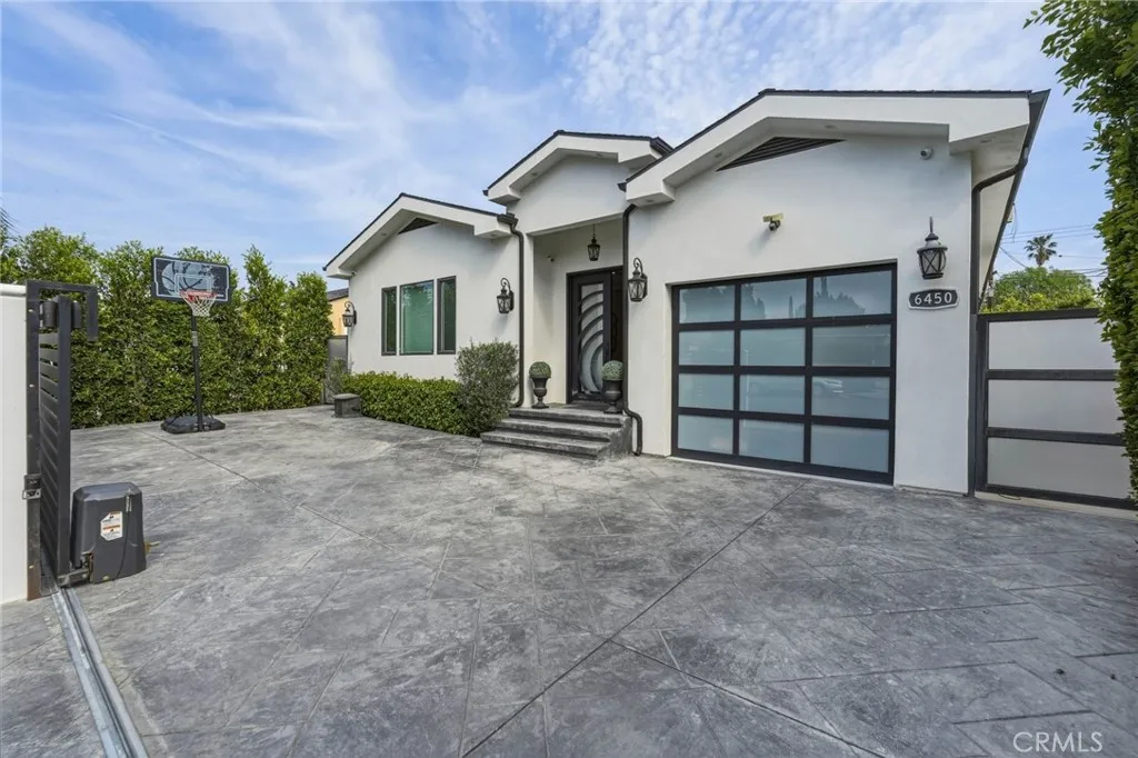 Additional image 51 of 6450 Teesdale Avenue, North Hollywood, CA 91606