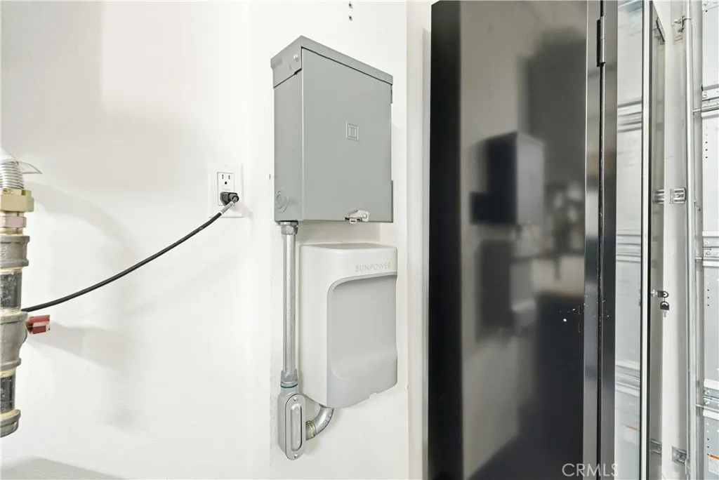 Additional image 35 of 107 Landroute, Irvine, CA 92618