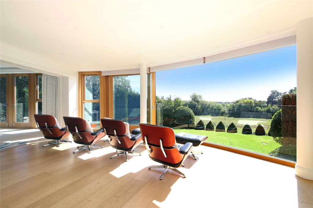 Additional image 7 of 5 bed detached house for saleHarpsden Way, Henley-On-Thames, Oxfordshire RG9