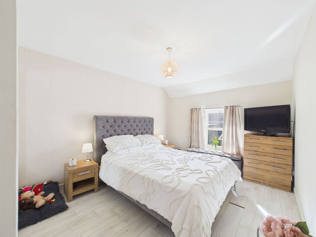 Additional image 4 of 3 bed flat for sale26 North Back Road, Biggar ML12