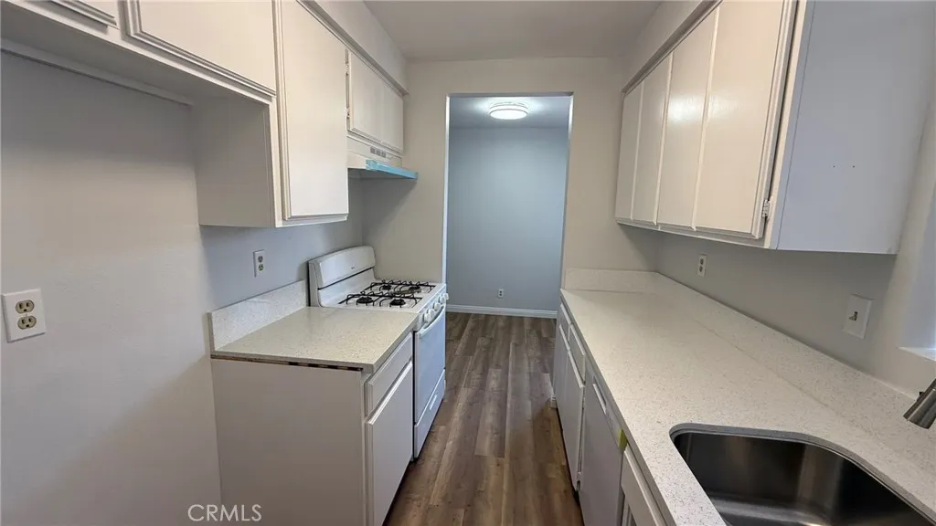 Additional image 14 of 300 S 5th Ave Unit A, Monrovia, CA 91016