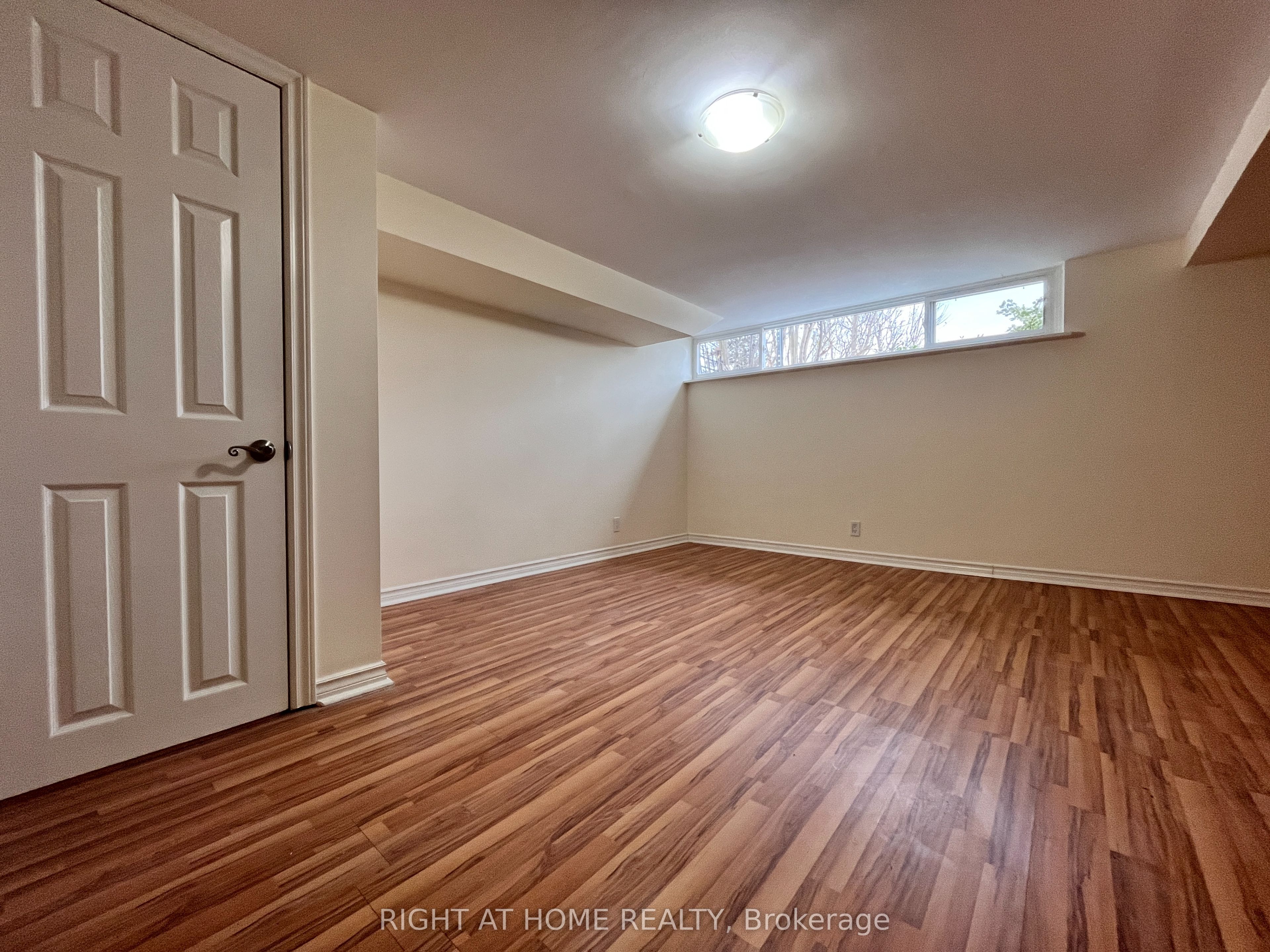 Additional image 4 of LOWER-195 Taylor Mills Drive N, Richmond Hill, ON, L4C 2T5