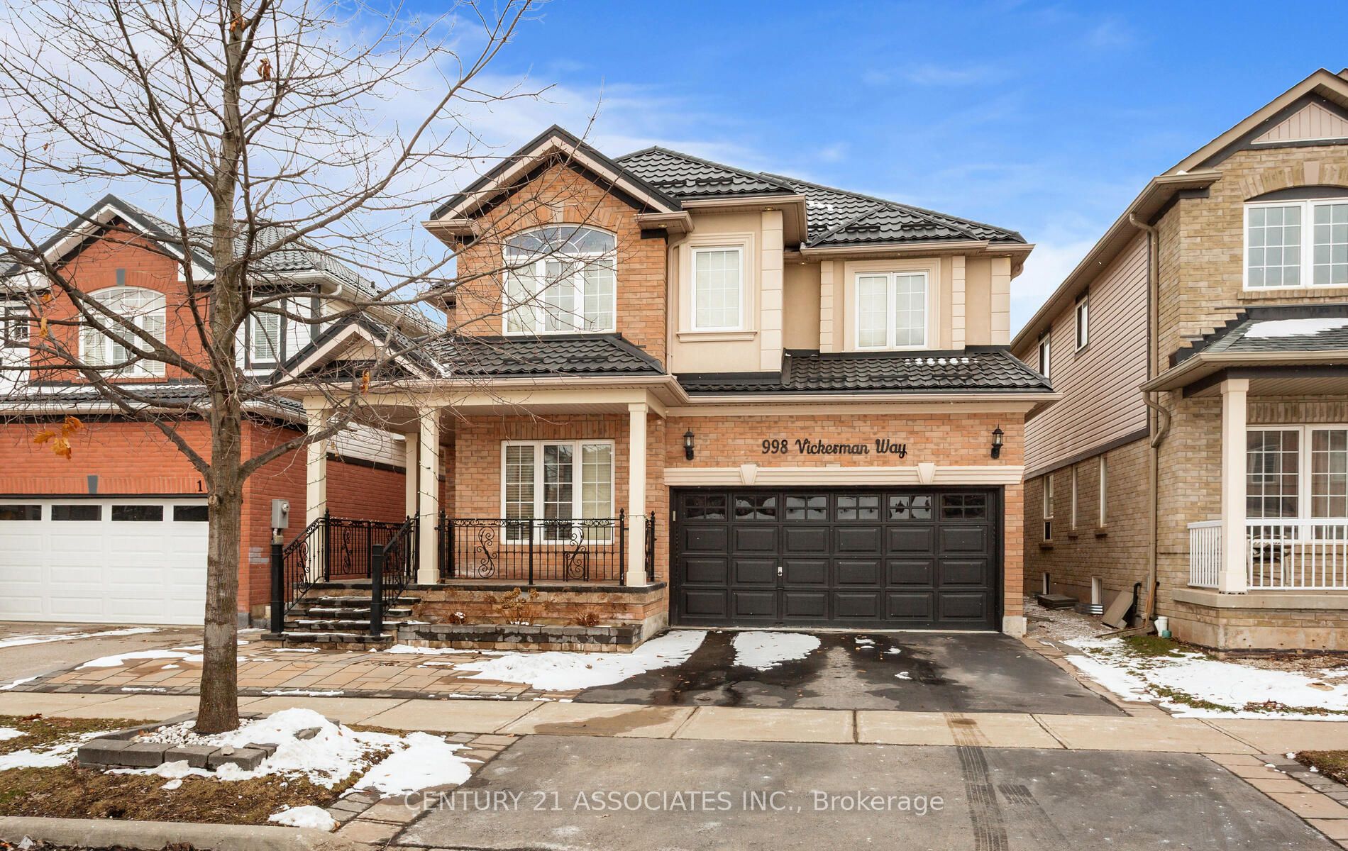 (UPPER LEVEL-998 Vickerman Way, Milton, ON, L9T 0J6