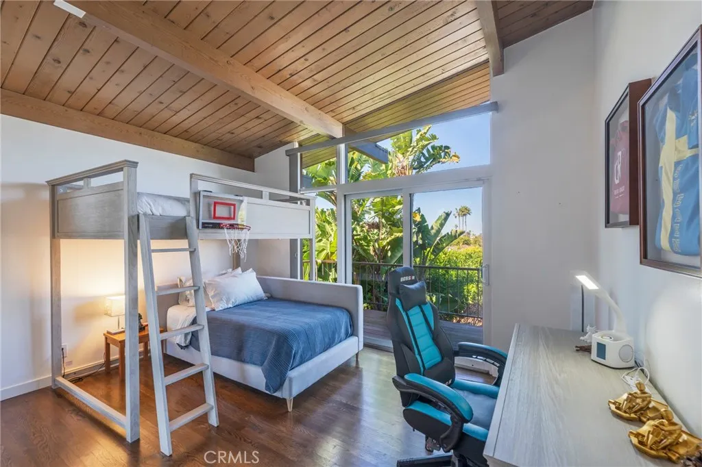 Additional image 28 of 2404 Laurel Avenue, Manhattan Beach, CA 90266
