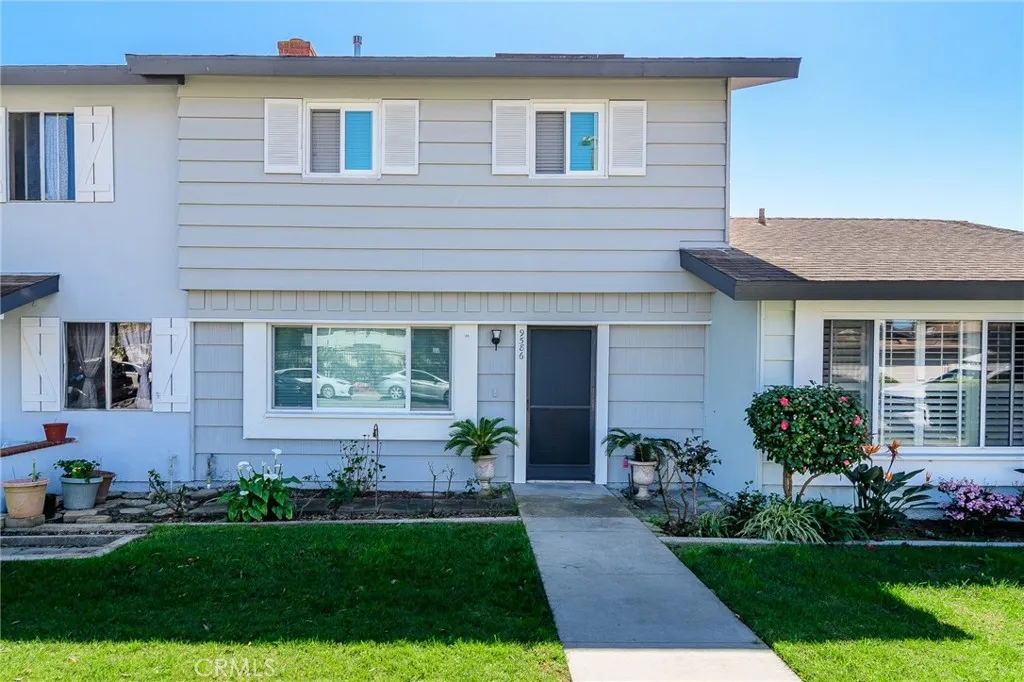 Additional image 5 of 9586 Cornwall Dr, Huntington Beach, CA 92646