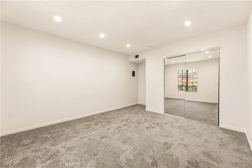 Additional image 42 of 260 S 6th Street Unit G, Burbank, CA 91501