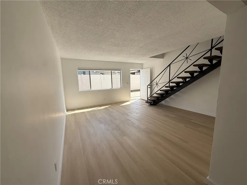 Additional image 2 of 2104 Carnegie Lane Unit A, Redondo Beach, CA 90278