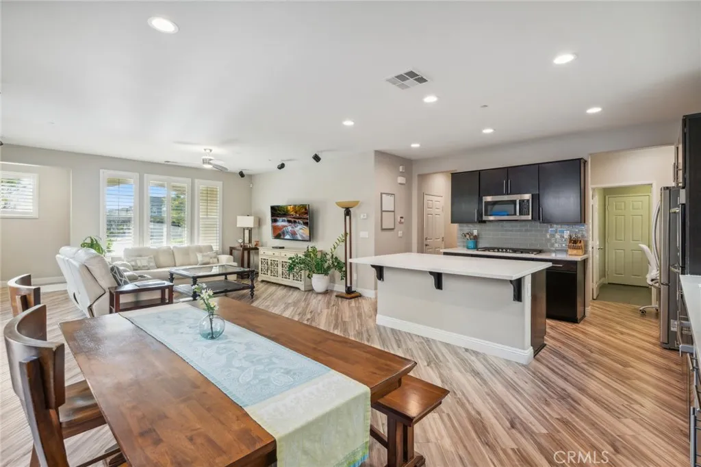 Additional image 9 of 123 Sparrow, Irvine, CA 92618