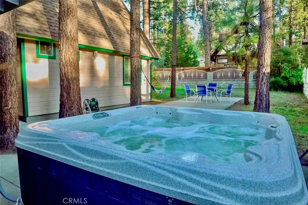 Additional image 13 of 336 W Sherwood Blvd, Big Bear City, CA 92314