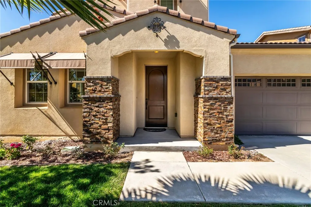 Additional image 3 of 28629 Farrier Dr, Valencia, CA 91354