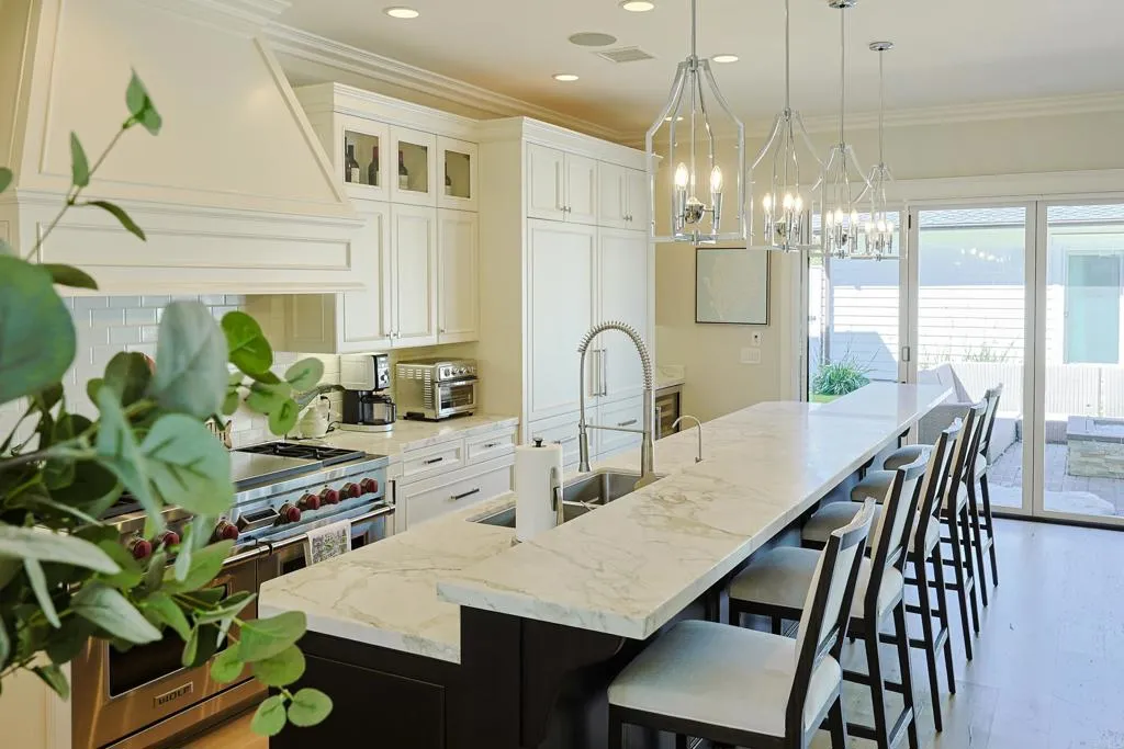 Additional image 65 of 940 J Avenue, Coronado, CA 92118