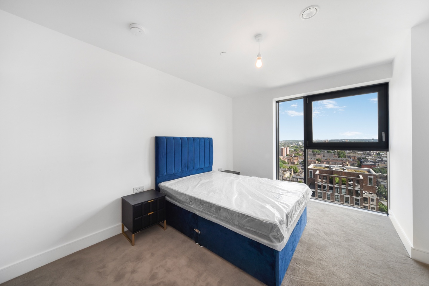 Additional image 11 of 2 Bed Flat, Hewson Way, SE17, N1 7GU