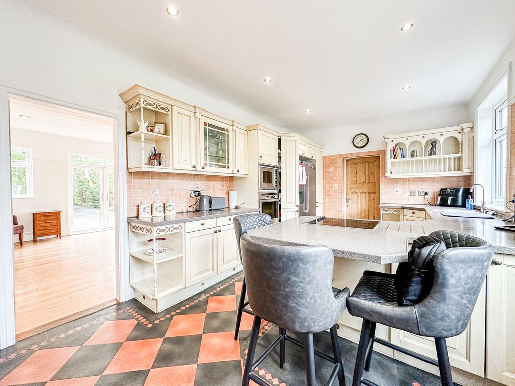 Additional image 14 of 4 bed detached house for saleColumn Road, Wirral CH48