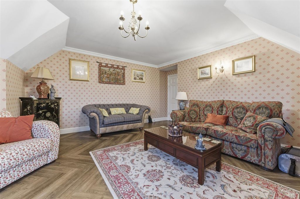 Additional image 12 of 2 bed flat for saleWestern Courtyard, Talygarn, Pontyclun CF72