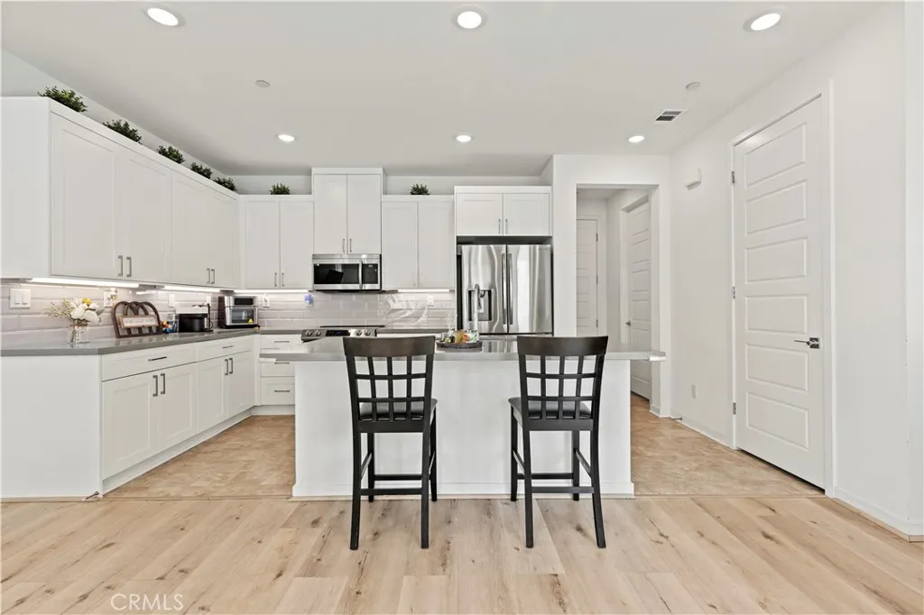 Additional image 6 of 1544 W Plaza Del Amo, Torrance, CA 90501