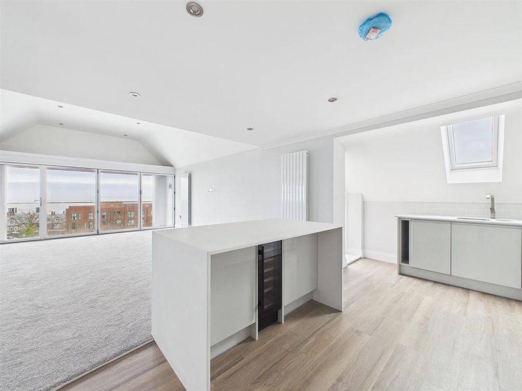 Additional image 10 of 2 bed flat for saleVictoria Road, Wallasey CH45