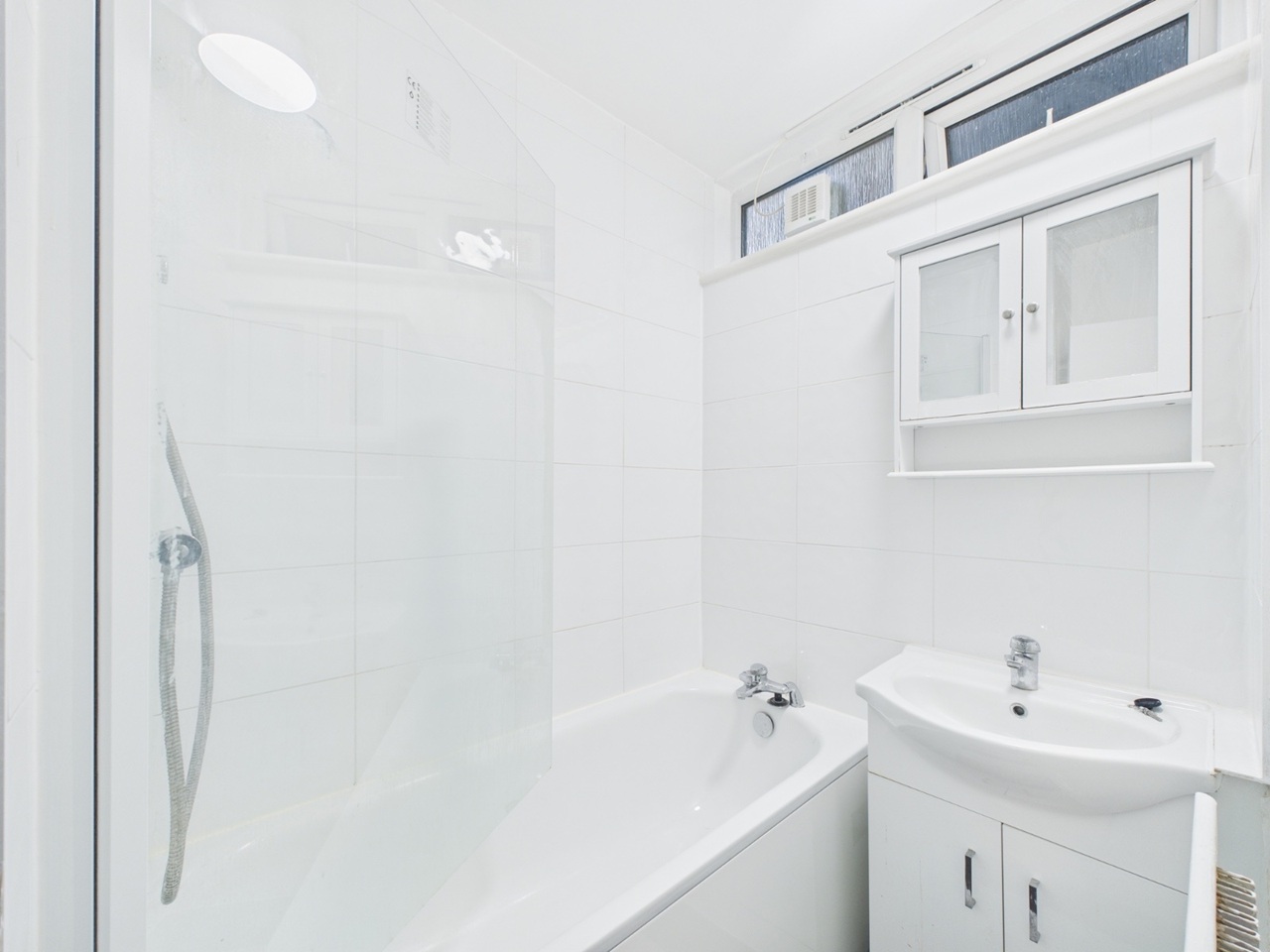 Additional image 7 of 4 Bed Maisonette, Dovet Court, SW8, N1 7GU