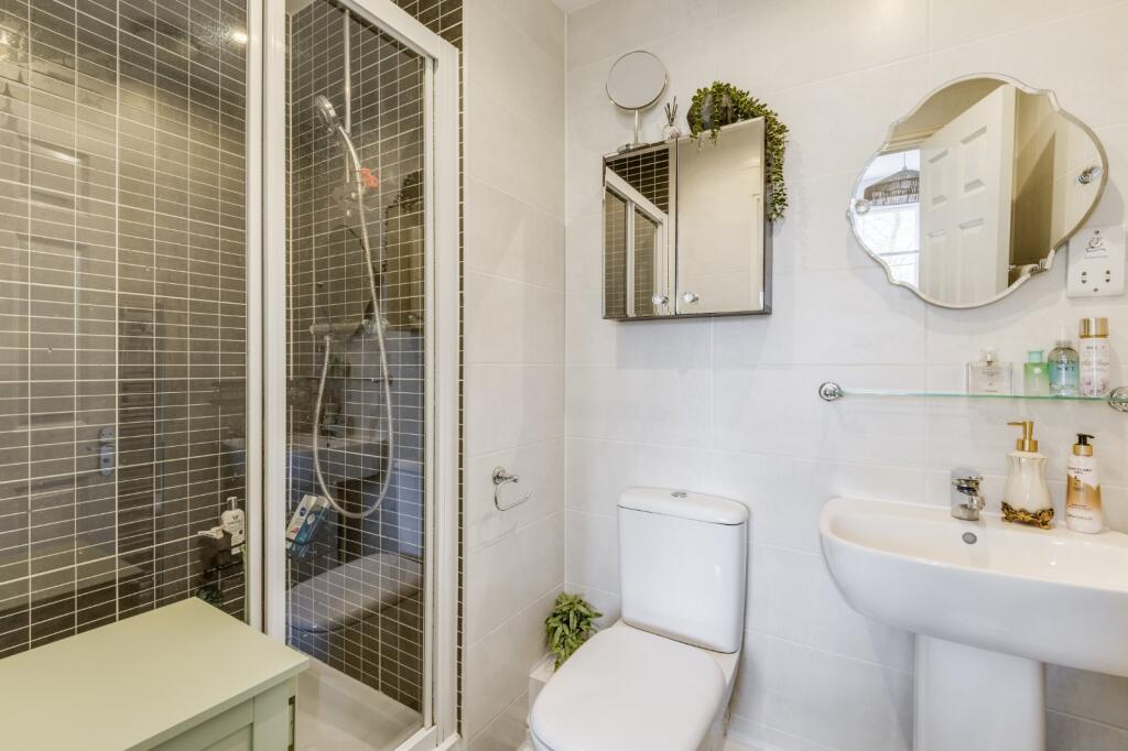 Additional image 11 of Scarff Close, Mardley Heath, Welwyn, Hertfordshire, AL6