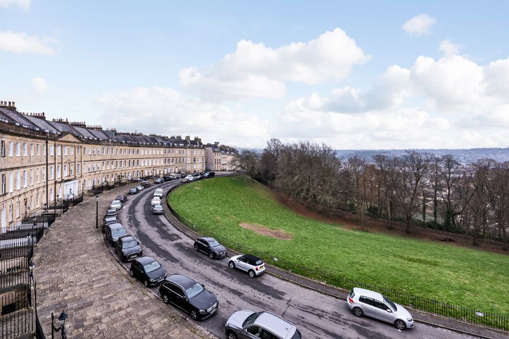3 bed maisonette for saleLansdown Crescent, Bath BA1