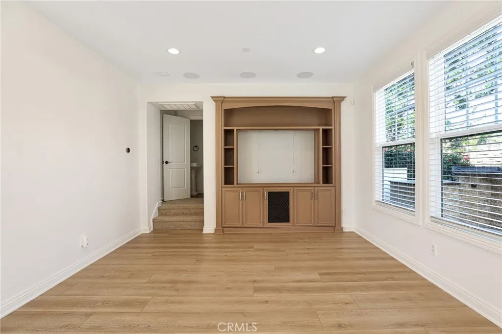 Additional image 11 of 4711 Winthrop Dr, Huntington Beach, CA 92649