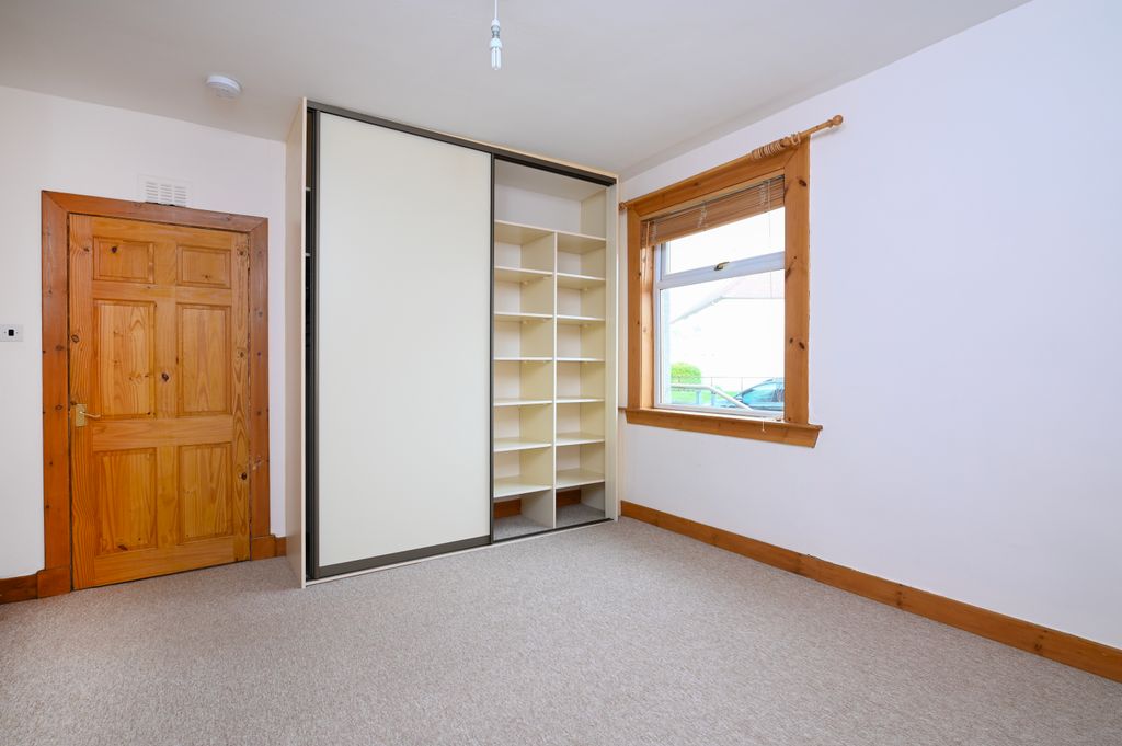 Additional image 5 of 4 bed flat for saleDobbie's Road, Bonnyrigg EH19