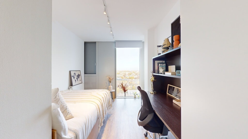 Additional image 2 of Studio Flat, Pentonville Road, N1, N1 7GU