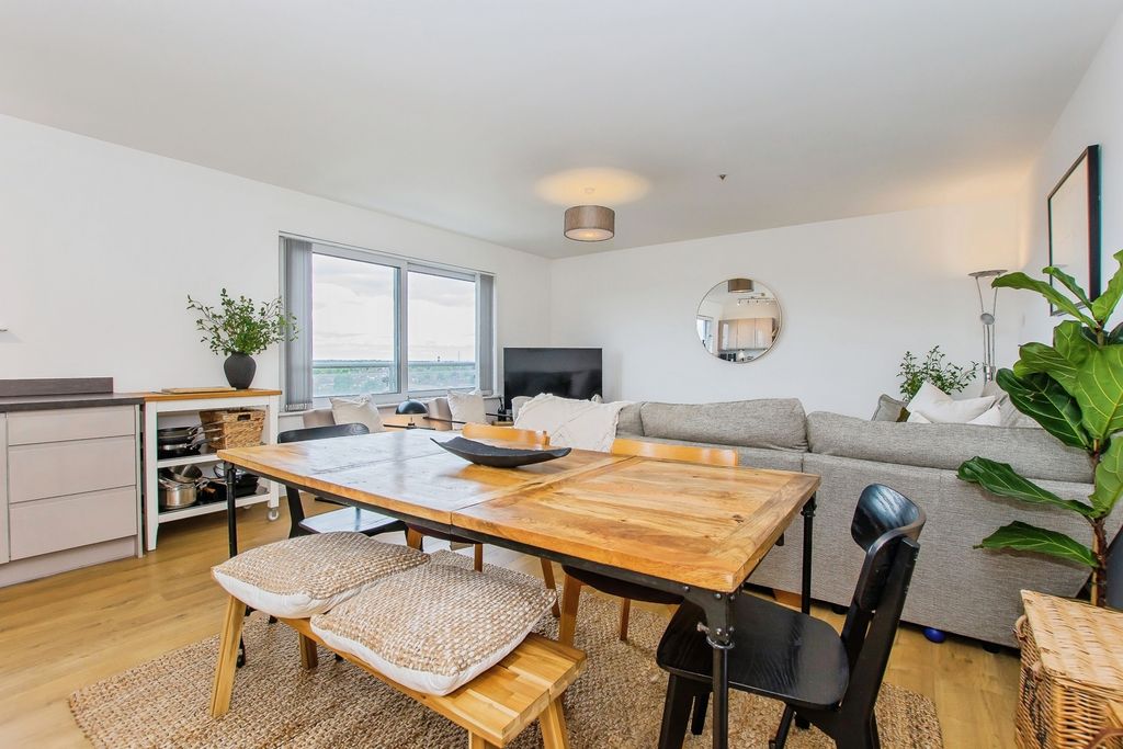 Additional image 11 of 2 bed flat for saleBroadway, Peterborough, Cambridgeshire PE1