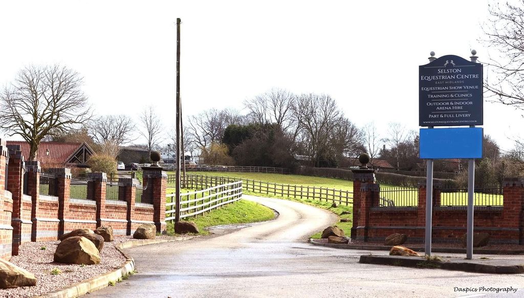 4 bed equestrian for saleSelston Equestrian Centre, Nottingham NG16 photo 2