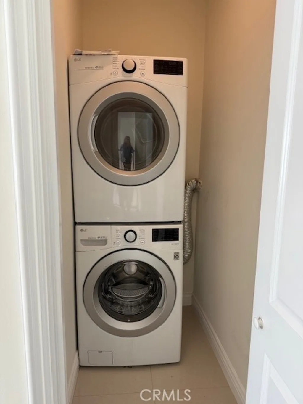 Additional image 14 of 17647 Hamlin St, Lake Balboa, CA 91406